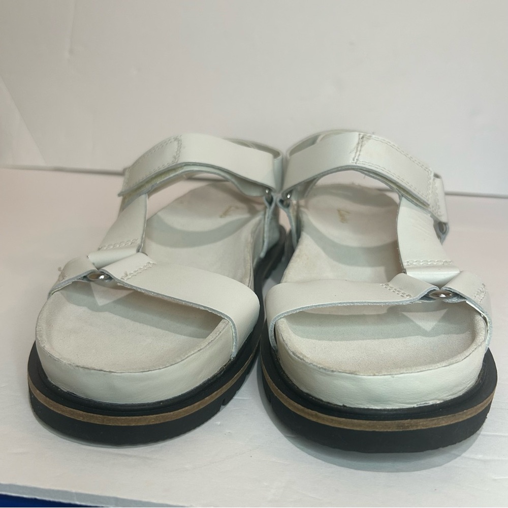 Clarks Womens Orianna Sporty White Leather Sandal - Picture 3 of 6